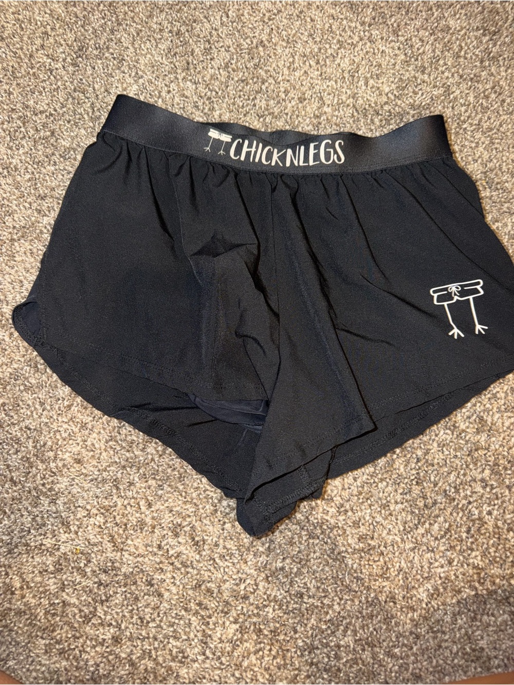 Chicknlegs Women's Black 1.5" Split Shorts Size Small